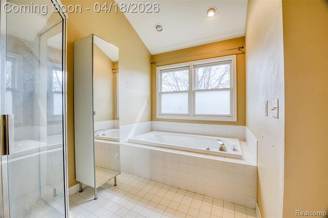 3249 Mackenzie Court, Howell, MI 48843