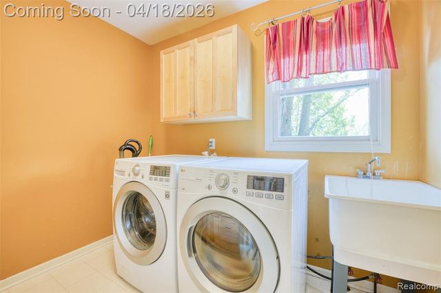 3249 Mackenzie Court, Howell, MI 48843