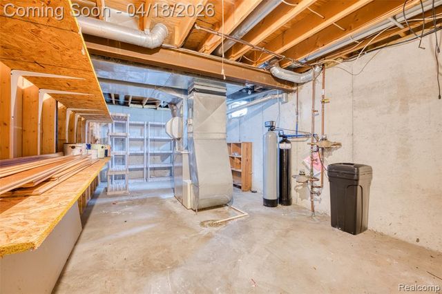 3249 Mackenzie Court, Howell, MI 48843