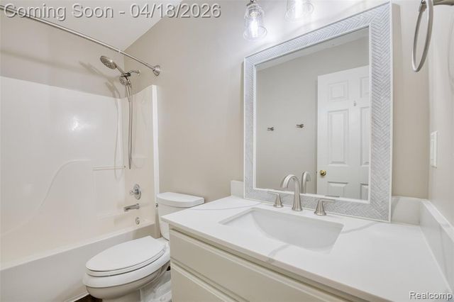 3249 Mackenzie Court, Howell, MI 48843