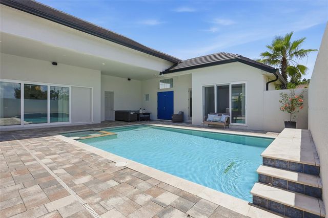 2562 HERITAGE GREEN AVENUE, Davenport, FL 33837