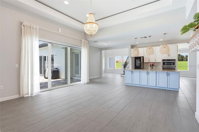 2562 HERITAGE GREEN AVENUE, Davenport, FL 33837