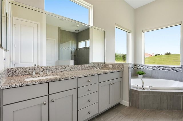 2562 HERITAGE GREEN AVENUE, Davenport, FL 33837
