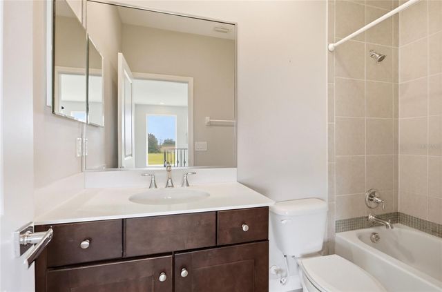 2562 HERITAGE GREEN AVENUE, Davenport, FL 33837