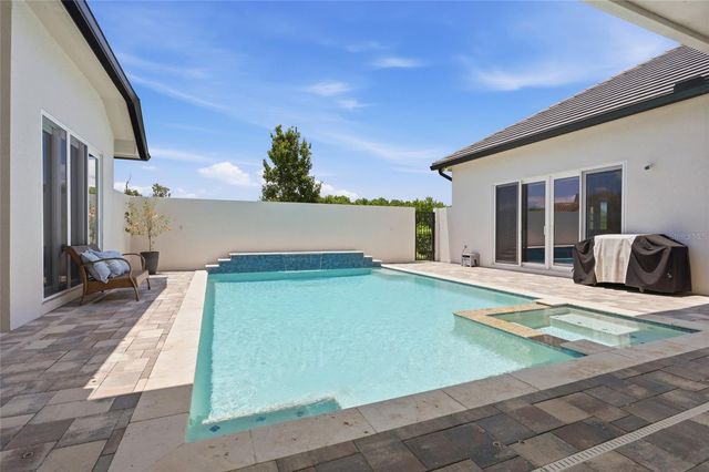 2562 HERITAGE GREEN AVENUE, Davenport, FL 33837