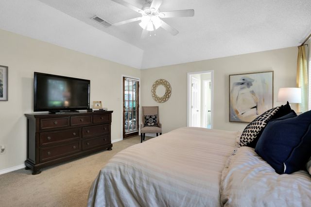 1130 Clubhouse Drive, Mansfield, TX 76063