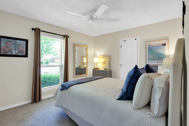 1130 Clubhouse Drive, Mansfield, TX 76063