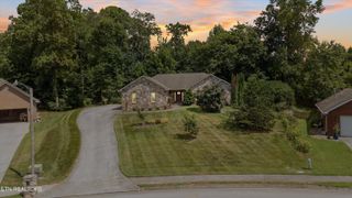 2249 Argonne Drive, Maryville, TN 37804