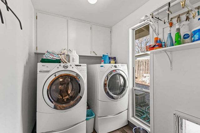 2860 W Griffin Creek Road, Medford, OR 97501