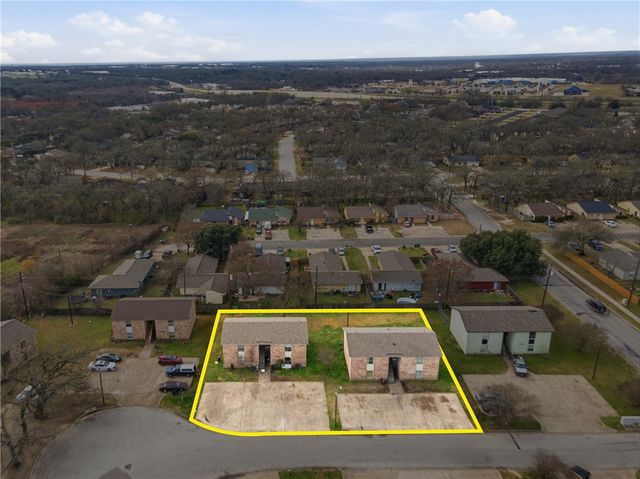 2802-2804 Cypress Bend Circle, Bryan, TX 77801