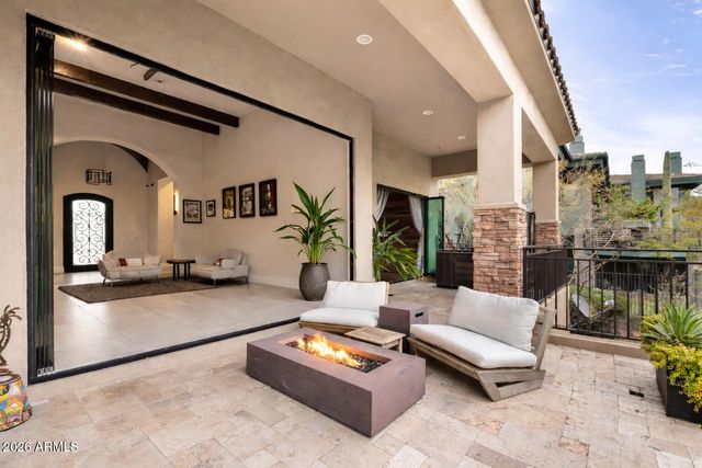 11923 E CASITAS DEL RIO Drive, Scottsdale, AZ 85255