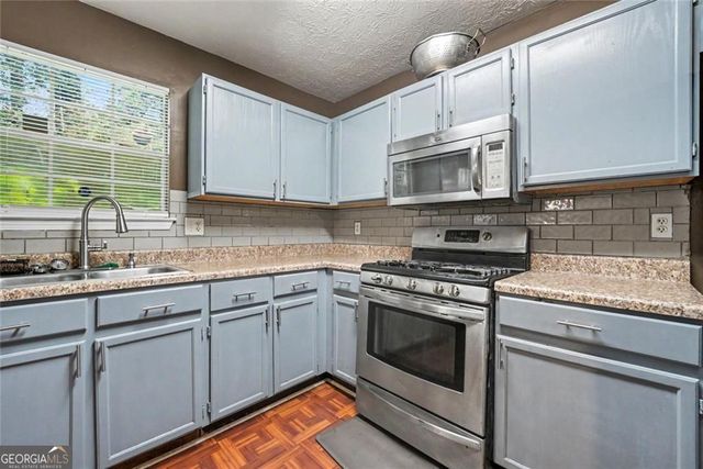 6258 Phillips Lake Court, Lithonia, GA 30058