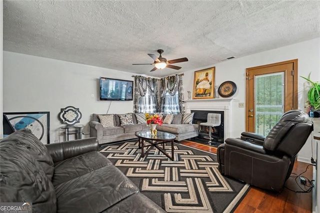 6258 Phillips Lake Court, Lithonia, GA 30058