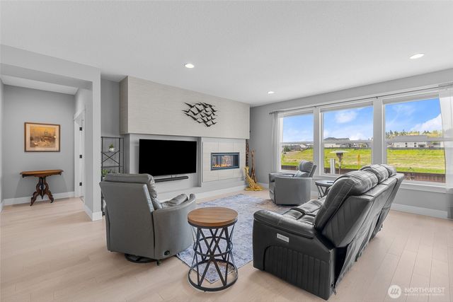 4628 S 16th Drive, Ridgefield, WA 98642