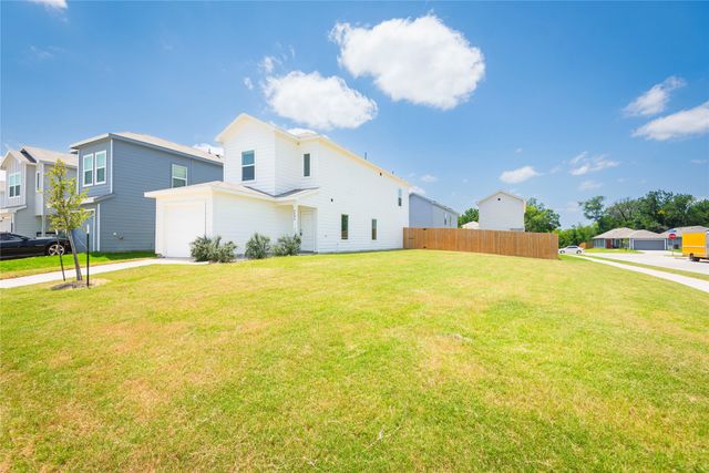 6804 Bramblewood Drive, Princeton, TX 75407