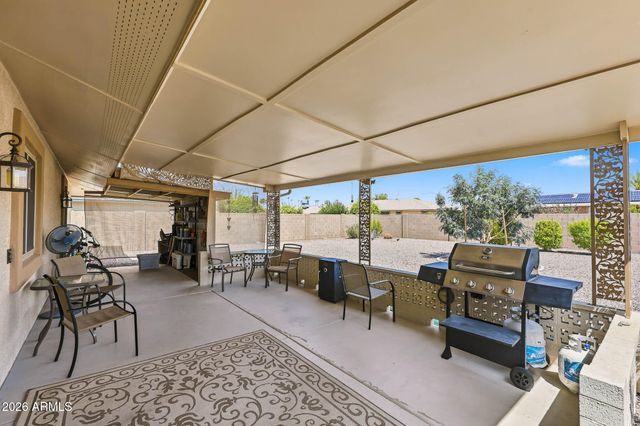 10534 W TUMBLEWOOD Drive, Sun City, AZ 85351