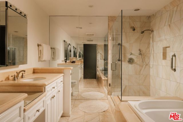 2741 Bottlebrush Drive, Los Angeles, CA 90077