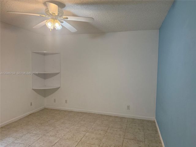 2444 Stonegate Dr, Wellington, FL 33414