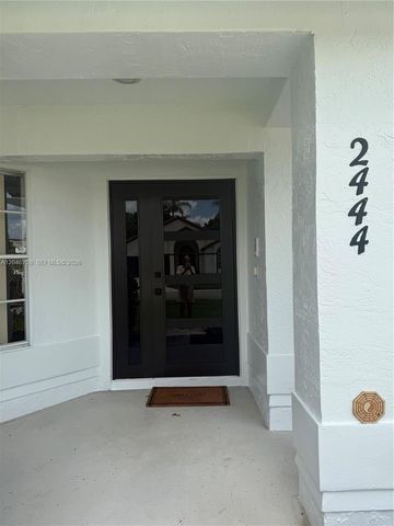2444 Stonegate Dr, Wellington, FL 33414