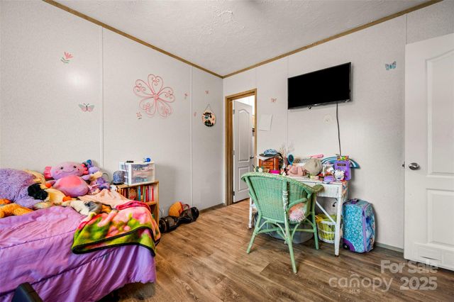 859 Henry Jenkins Road, Mooresboro, NC 28114