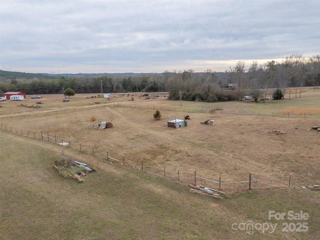 859 Henry Jenkins Road, Mooresboro, NC 28114