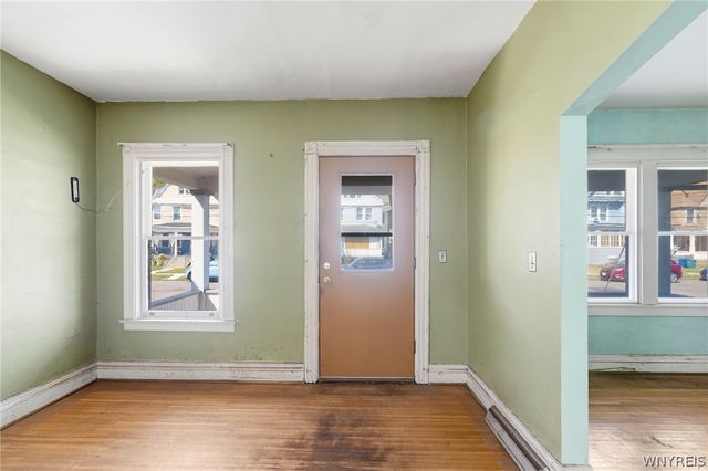 16 Copeland Place, Buffalo, NY 14207