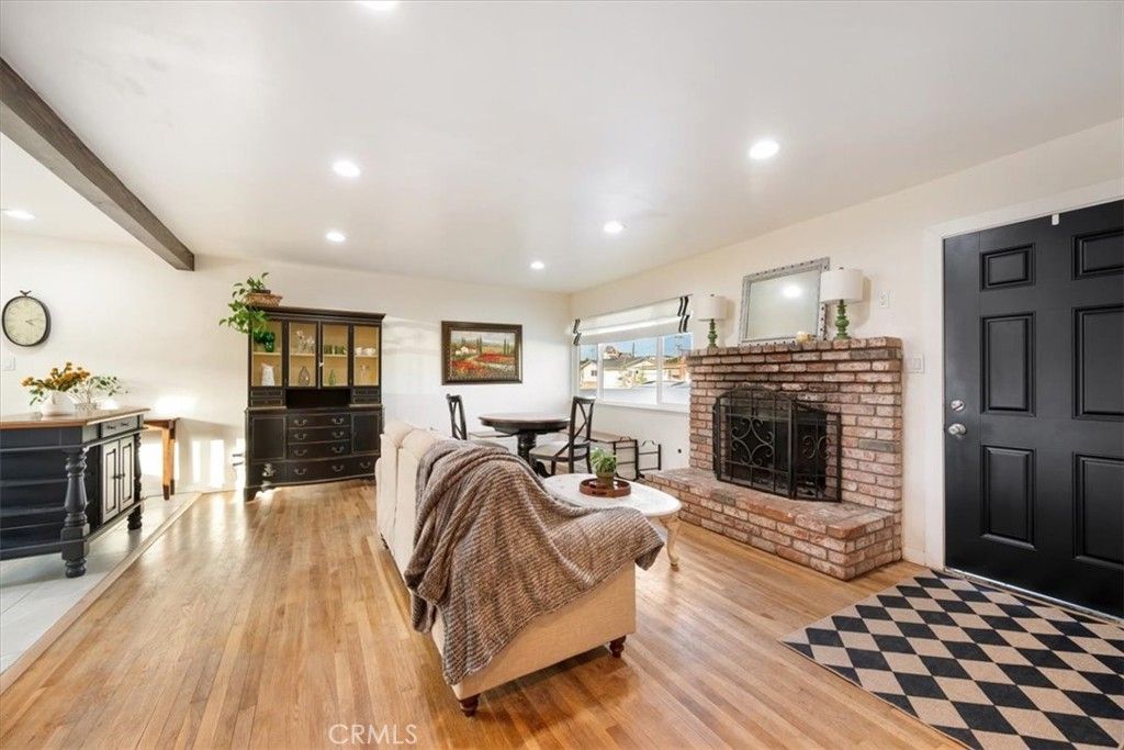 Image 12 of property listing at 830 Pearl, Arroyo Grande, CA 93420