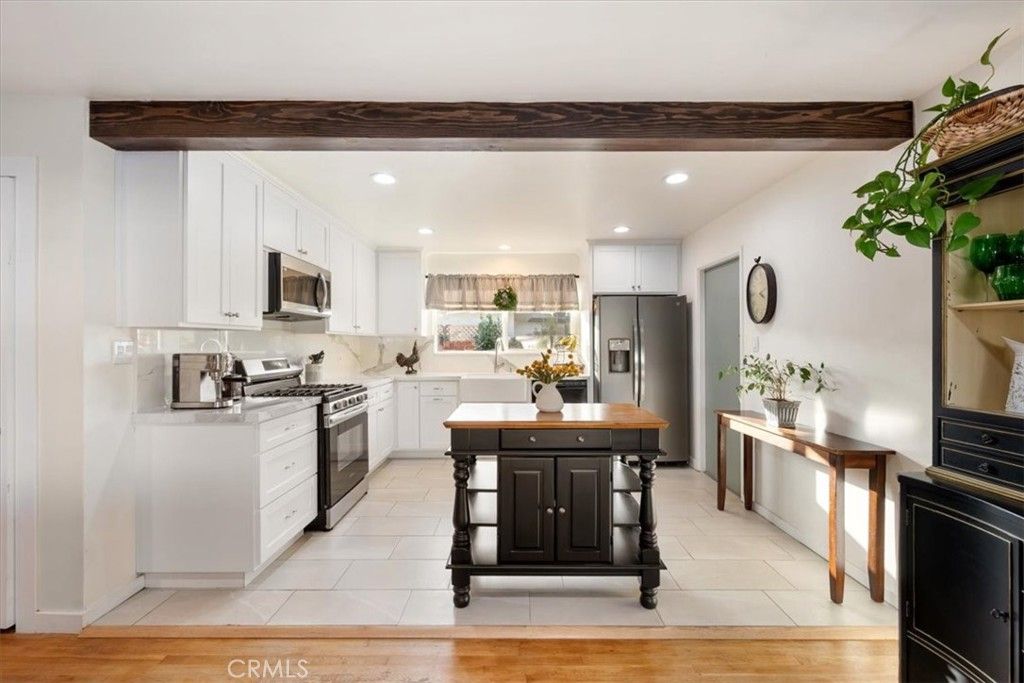 Image 16 of property listing at 830 Pearl, Arroyo Grande, CA 93420