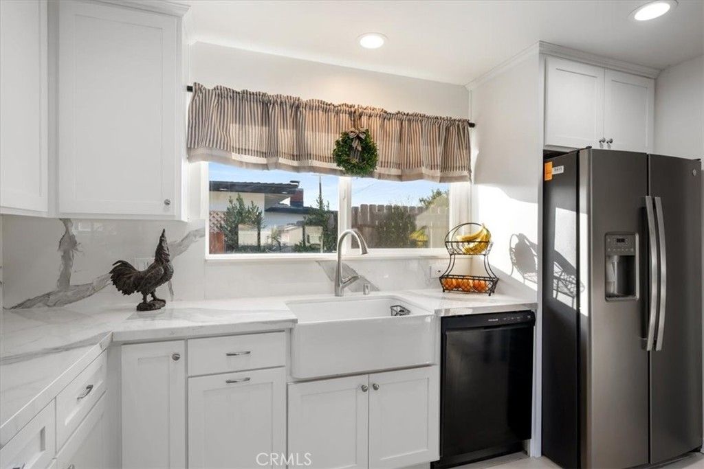 Image 19 of property listing at 830 Pearl, Arroyo Grande, CA 93420