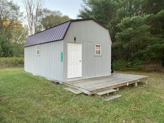 1464 E Monroe Street, White Cloud, MI 49349