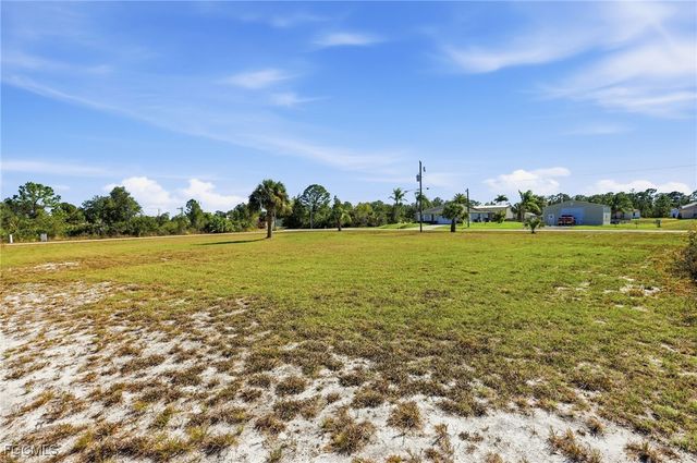 3001 53rd ST W, Lehigh Acres, FL 33971