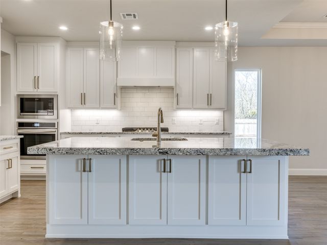 17827 S 48th East Avenue, Bixby, OK 74008