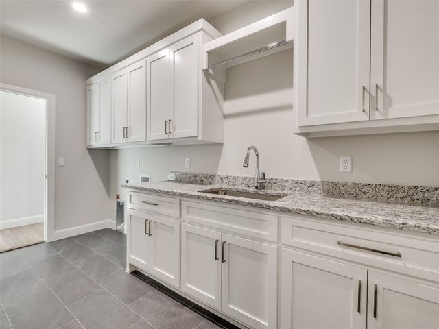 17827 S 48th East Avenue, Bixby, OK 74008