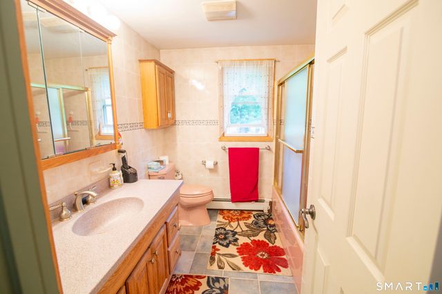 27 Old Colony Road, North Stonington, CT 06359
