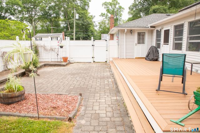 27 Old Colony Road, North Stonington, CT 06359