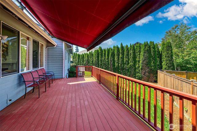 20604 Damson Rd, Lynnwood, WA 98036