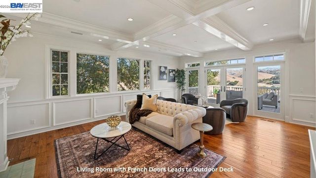 5280 Sheridan Rd, Sunol, CA 94586