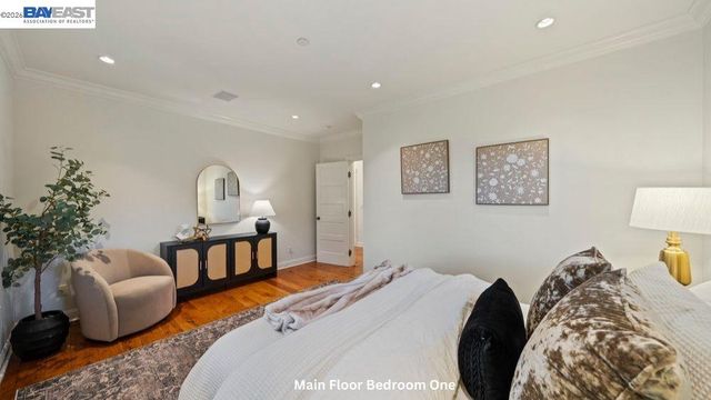 5280 Sheridan Rd, Sunol, CA 94586