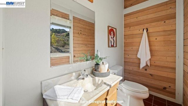 5280 Sheridan Rd, Sunol, CA 94586