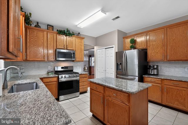 932 BUTLER DR, Williamstown, NJ 08094