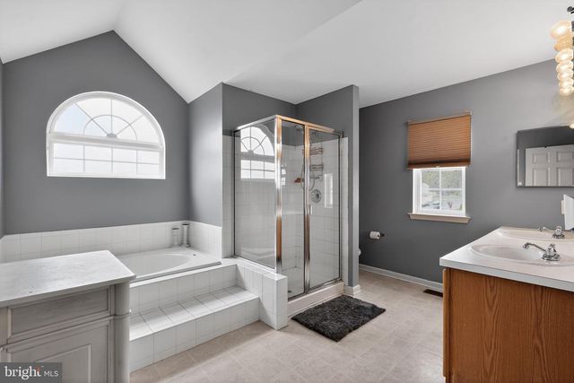 932 BUTLER DR, Williamstown, NJ 08094