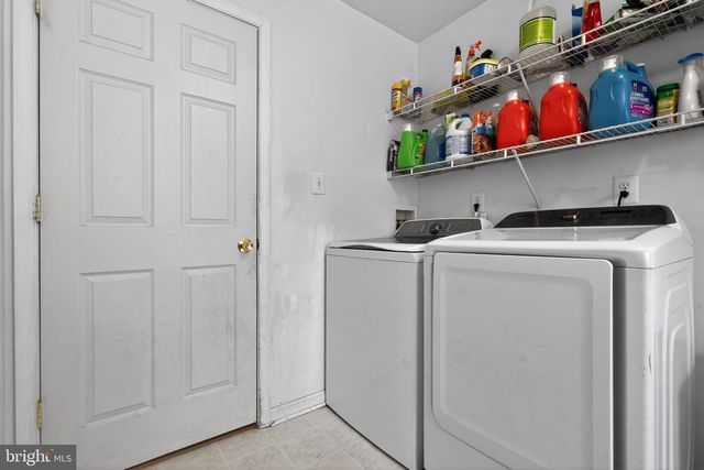 932 BUTLER DR, Williamstown, NJ 08094