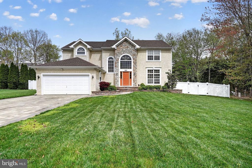 932 BUTLER DR, Williamstown, NJ 08094
