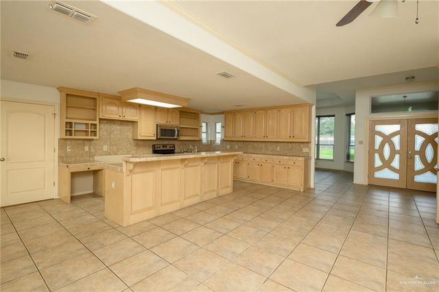 313 Royal Street, Edinburg, TX 78539