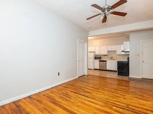 96 Derby Street 1, Salem, MA 01970