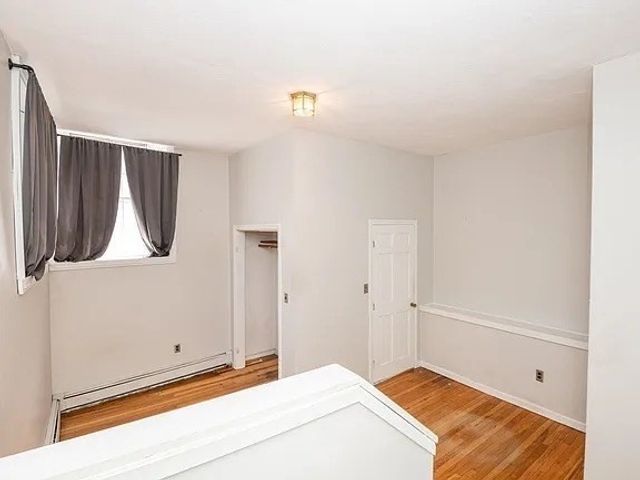 96 Derby Street 1, Salem, MA 01970
