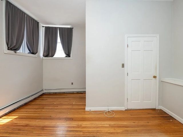 96 Derby Street 1, Salem, MA 01970