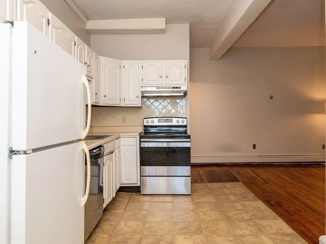 96 Derby Street 1, Salem, MA 01970