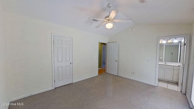627 Tabor Lane, Wilmington, NC 28405