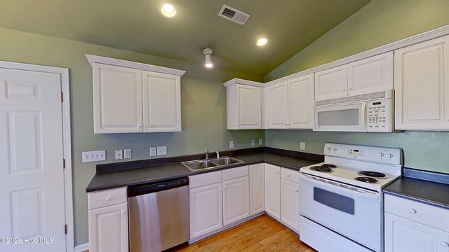 627 Tabor Lane, Wilmington, NC 28405